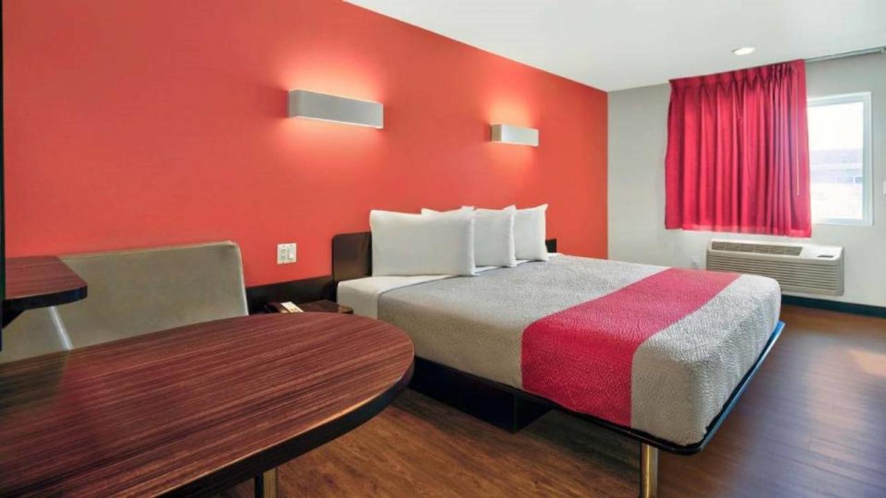 Motel 6 فيكتورفيل المظهر الخارجي الصورة