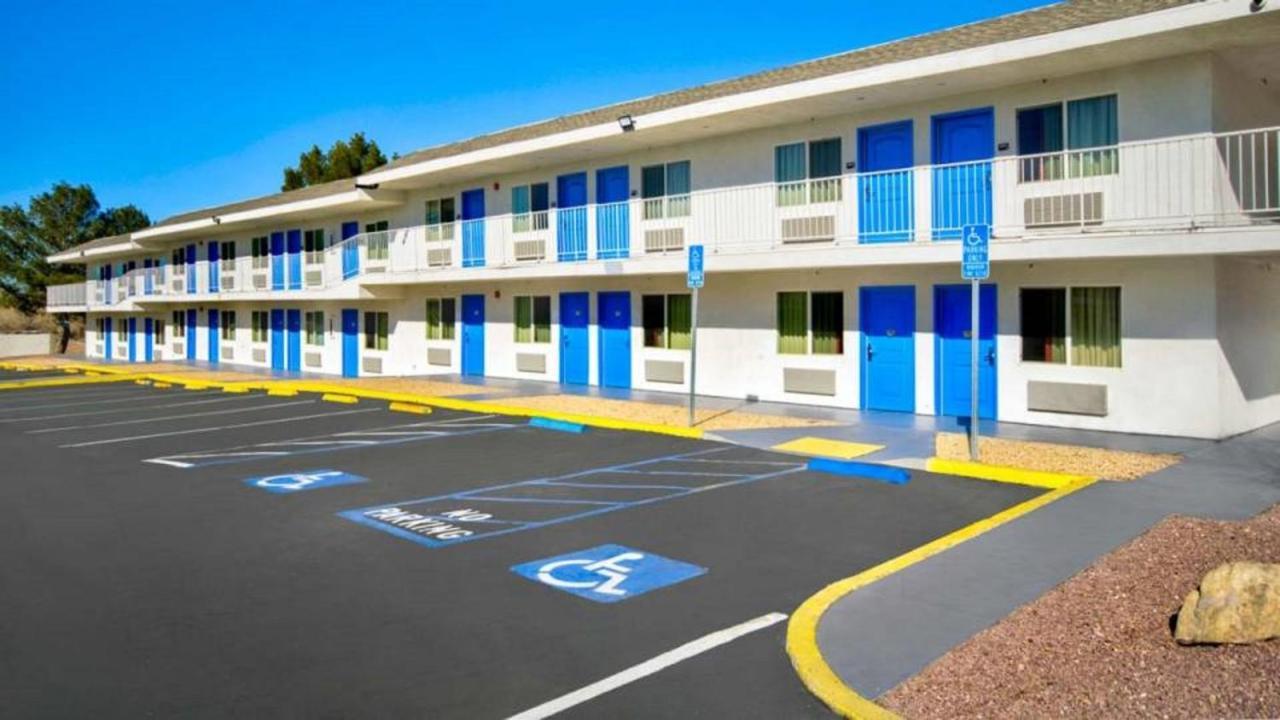 Motel 6 فيكتورفيل المظهر الخارجي الصورة